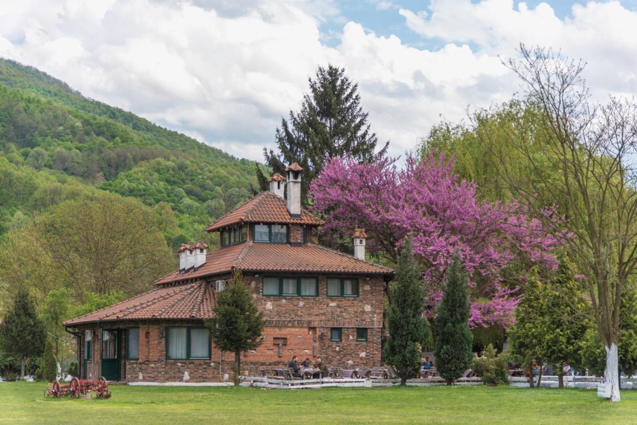 B&B Etno Village Suncana Reka Banja Koviljača Esterno foto