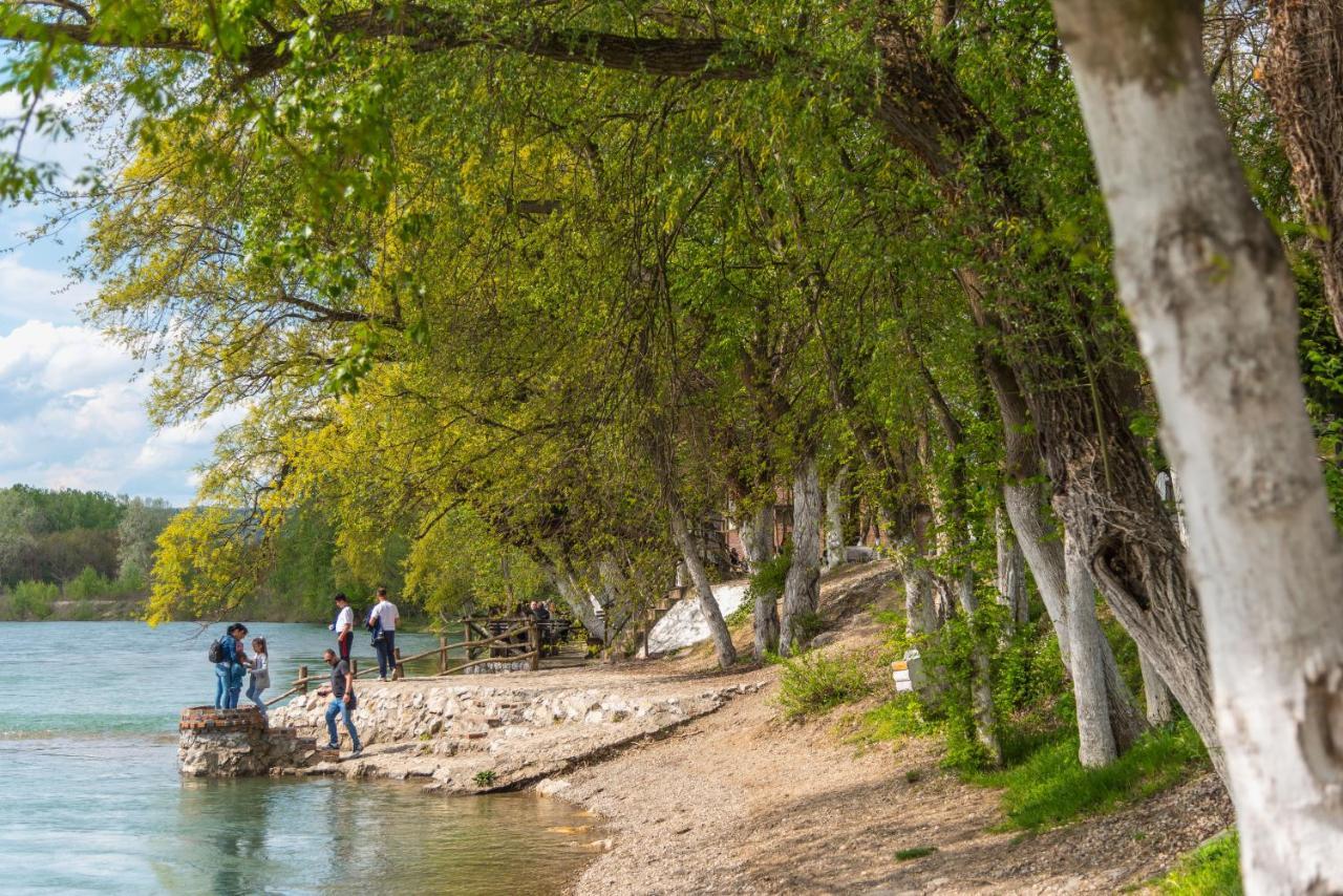 B&B Etno Village Suncana Reka Banja Koviljača Esterno foto