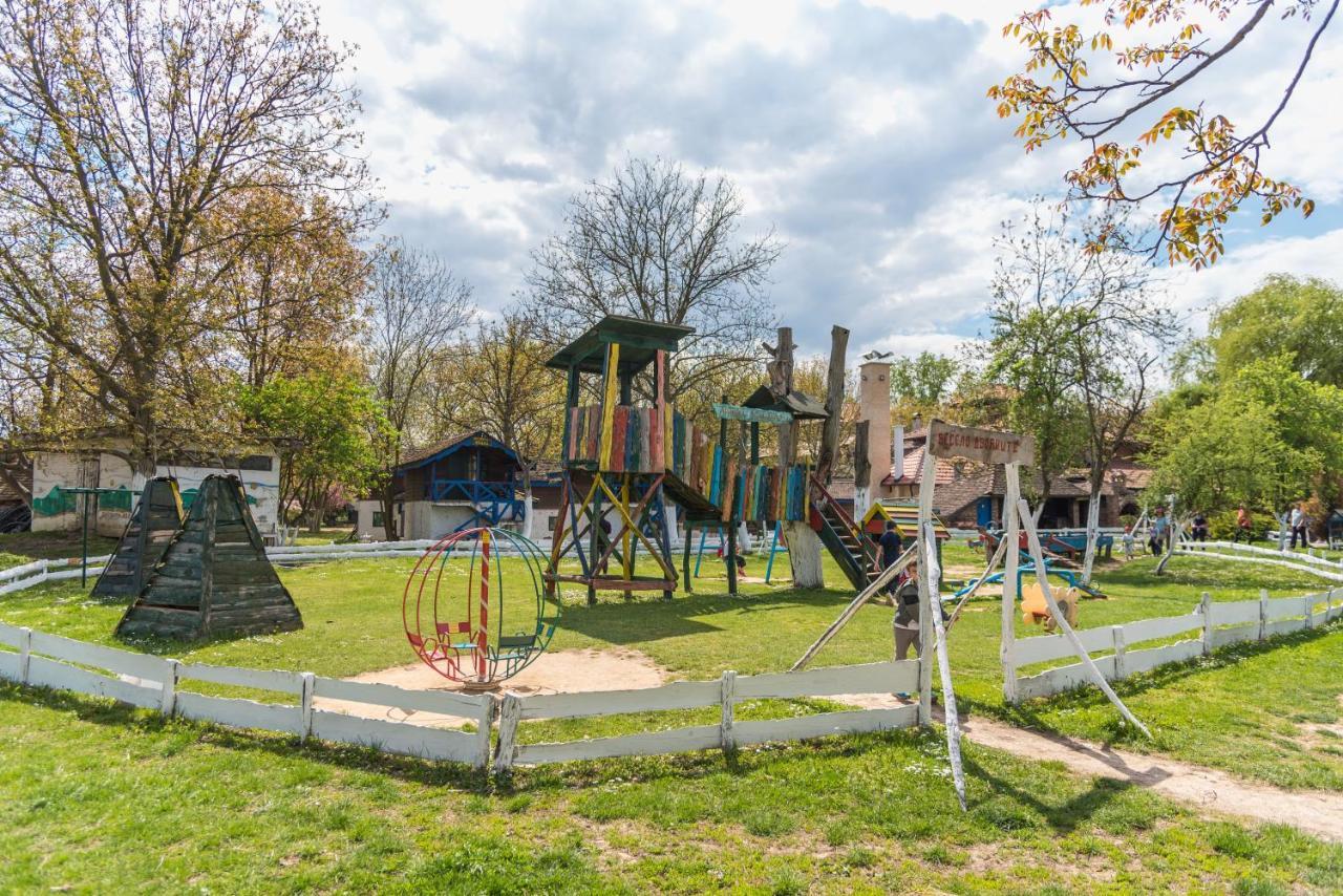 B&B Etno Village Suncana Reka Banja Koviljača Esterno foto