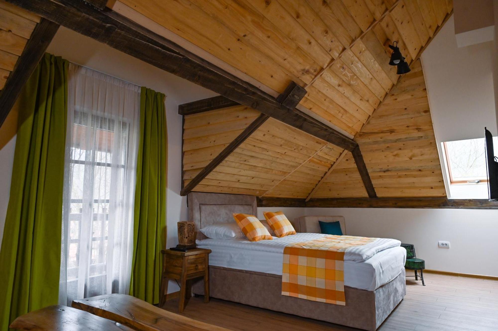 B&B Etno Village Suncana Reka Banja Koviljača Esterno foto