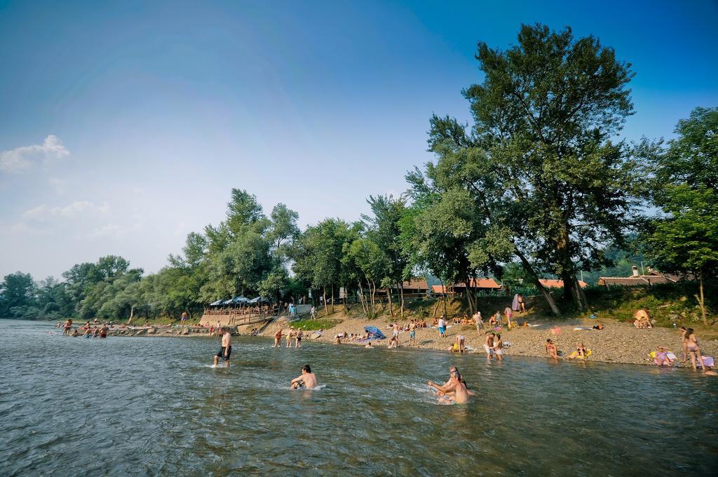 B&B Etno Village Suncana Reka Banja Koviljača Esterno foto